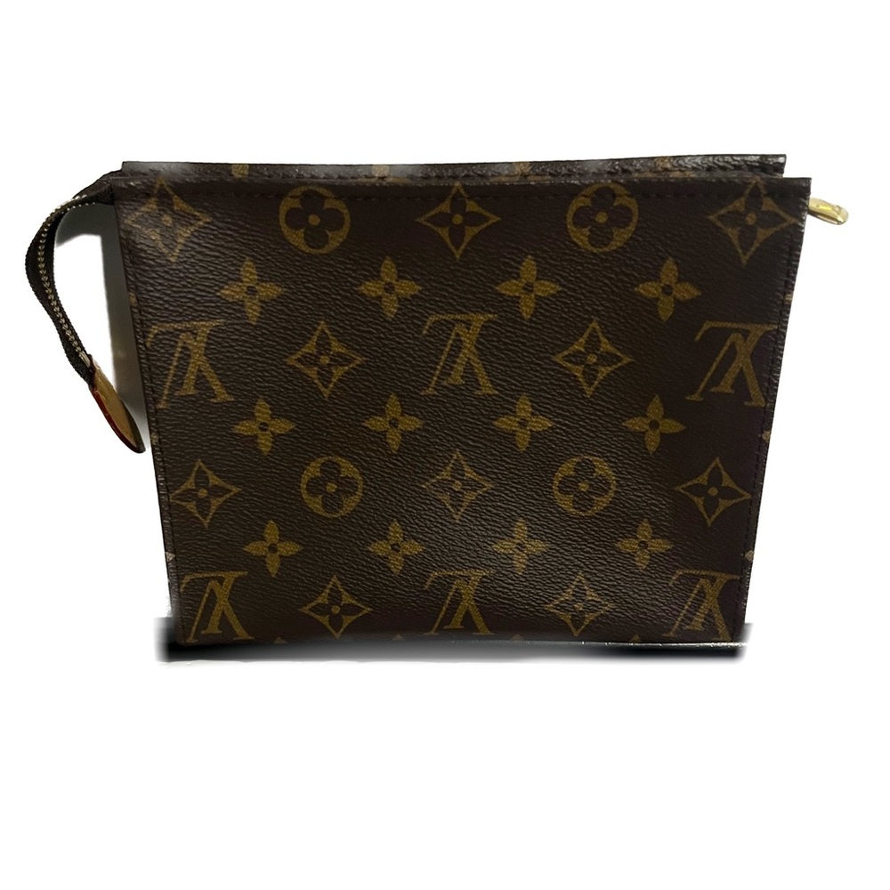 LOUIS VUITTON Monogram Poche Toilette NM